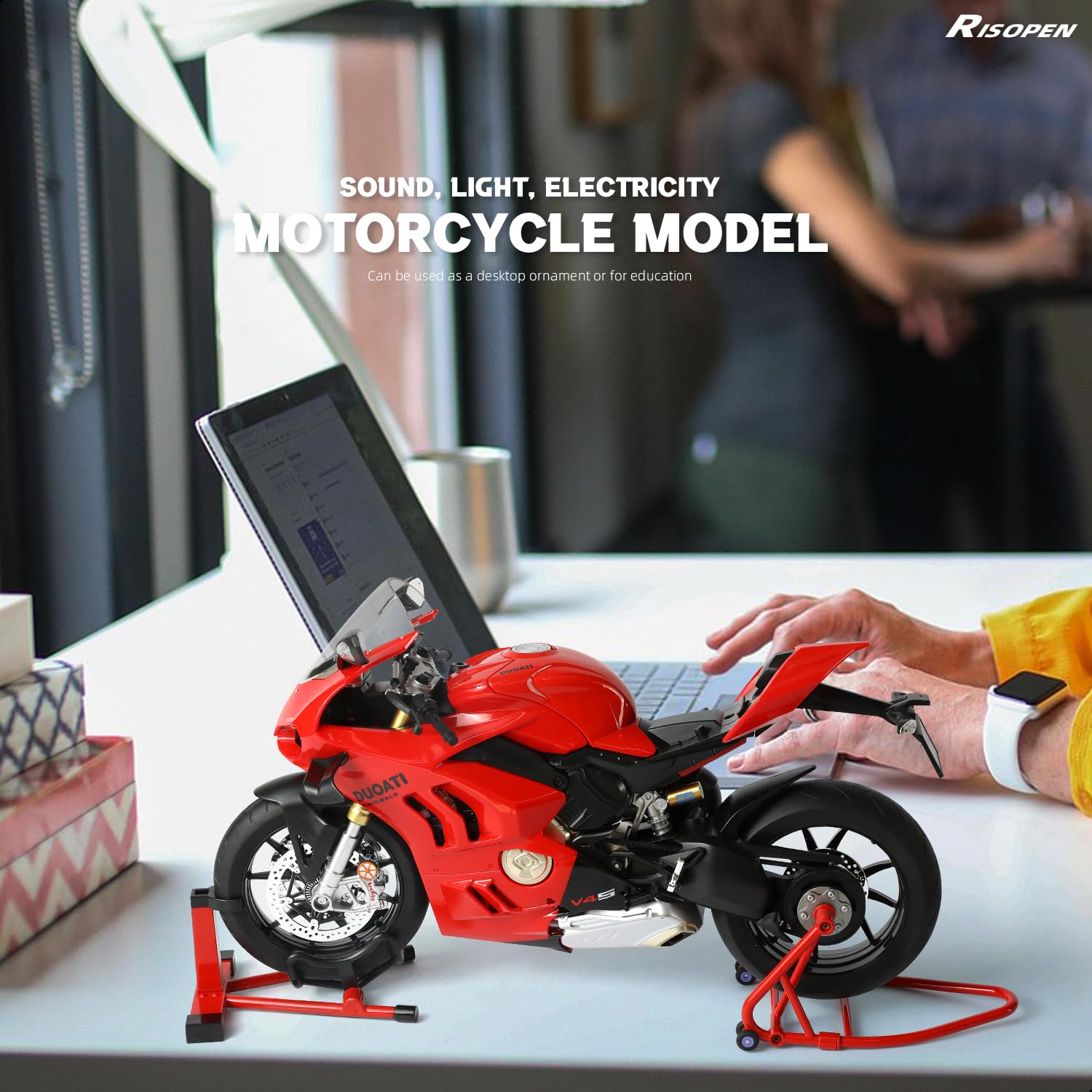 Amazon.com: Risopen 1:6 Motorcycle Model for Ducati Panigale V4